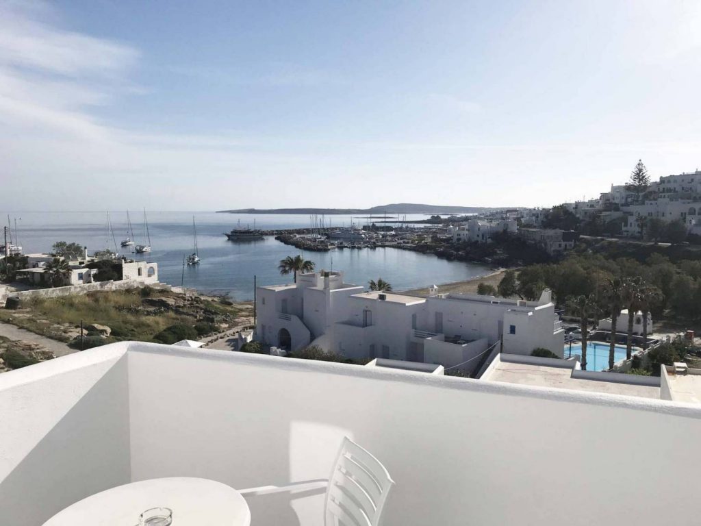 Adonis Hotel & Apartments Naoussa Paros - Paros hotels - Official Site